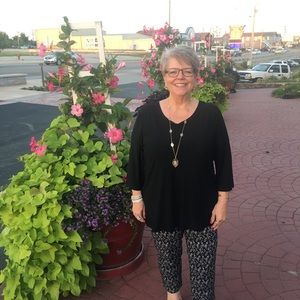 Meet your Posher, Sherry